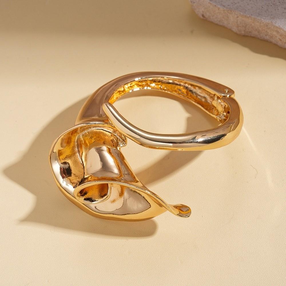 Zinc Zinc Alloy Gold Silver Flower Cuff Bangles Metal Irregular Exaggerated Bracelet  Decoration