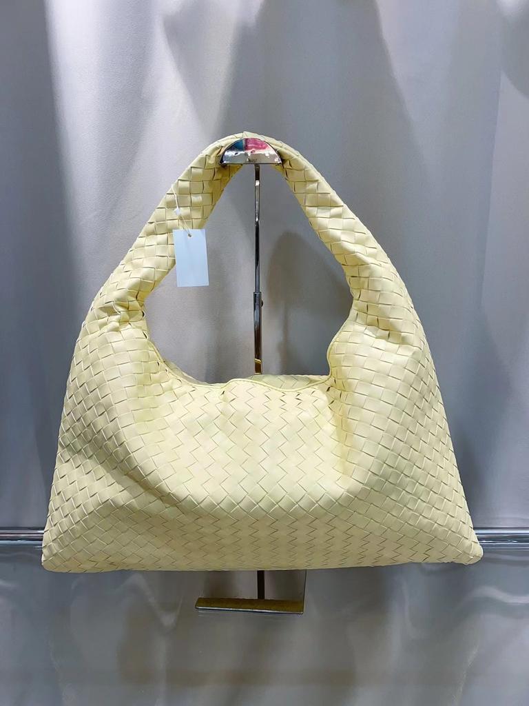 Woven shoulder bag underarm bag spring and summer new bag women's bag handmade high-texture dumpling bag tide