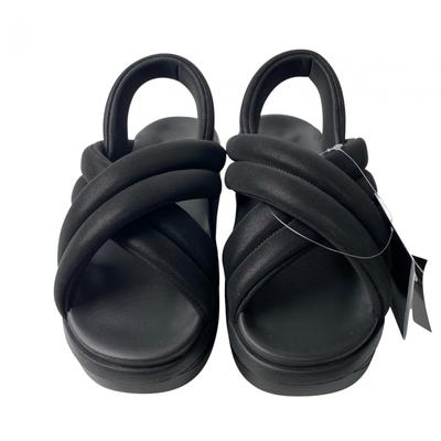 Použité NIKESandály černé gumové Dámské