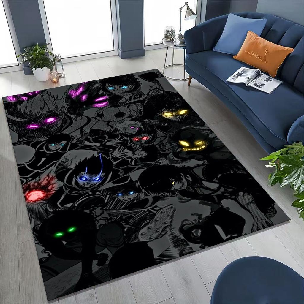 Cartoon BLUE LOCK Fußball Anime Isagi Teppich für Schlafzimmer Wohnzimmer Sofa Zuhause Fußmatte Dekor, Große Kinder Spiel Rutschfeste Bodenmatte