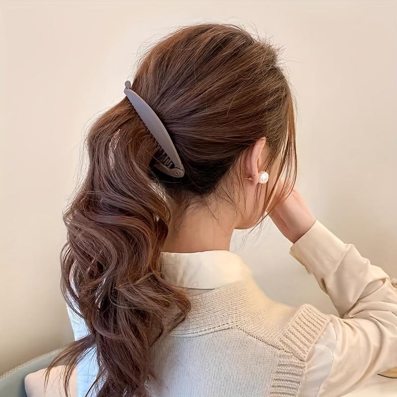 Elegant Bamboo Hair Clip Single Plastic Elliptical, Lace Design Suitable for Ages 14 and Up