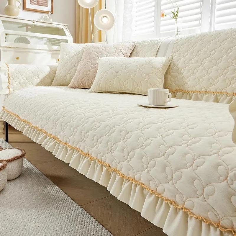Thickened Four Seasons Universal Non-Slip Cushion Leather Sofa Cover Cover Cloth Winter Plush French Cream Style Sofa Cushion