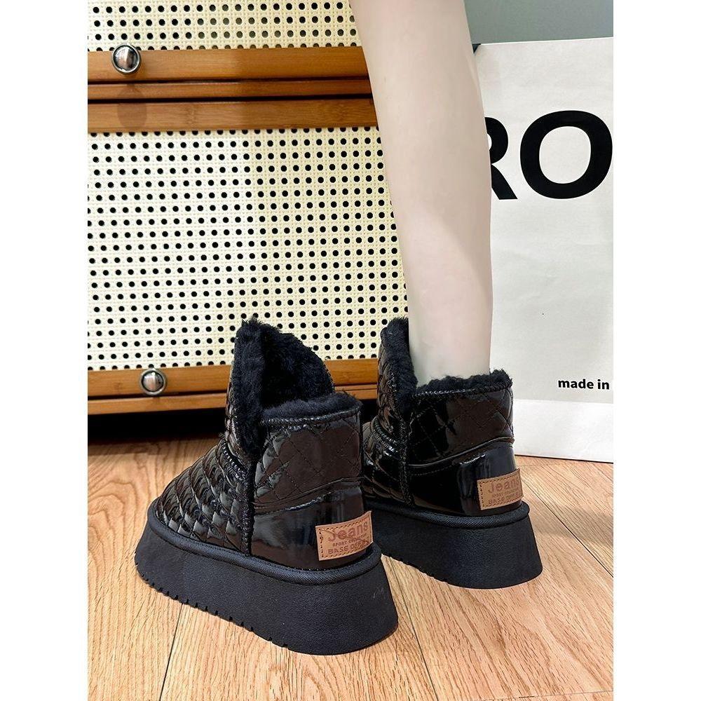 Retro Thick-soled Snow Boots Women's Winter Velvet Thickened Niche Warm Fashion Short Boots