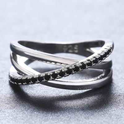 Nieuw Nieuw X Drie Rijen Kruis Mode Dames Ring Micro Pavé Zwarte Zirkoon Trendy Vrouwelijke Sieraden Feest Persoonlijkheid Cadeau Ringen