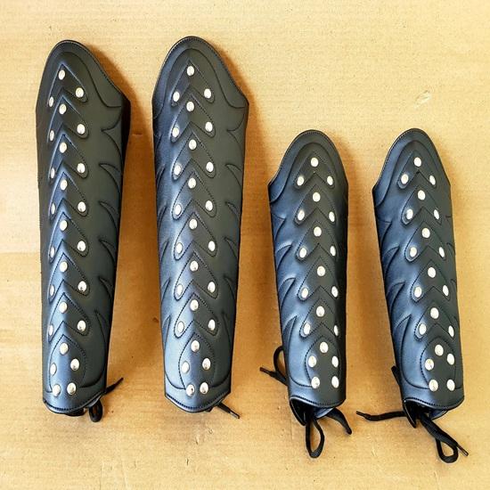 Sammlerstück: Lederpanzer, Arm- und Beinschutz, Rollenspiel-Halloween-Artikel, Geschenk