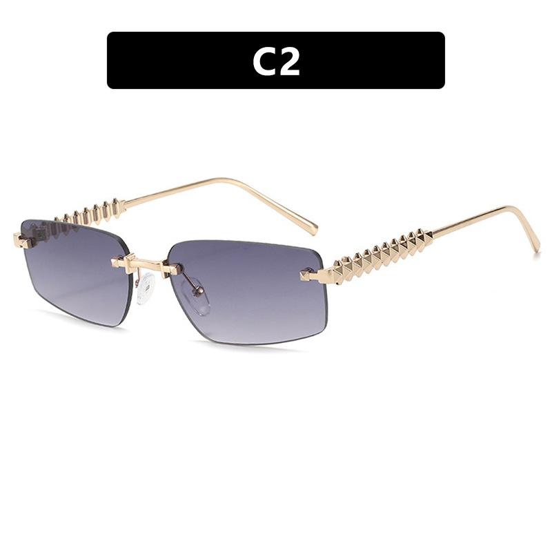 Threaded square sunglasses, new metal trendy sunglasses, street photography, European and American fashion sunglasses, anti-sun shading