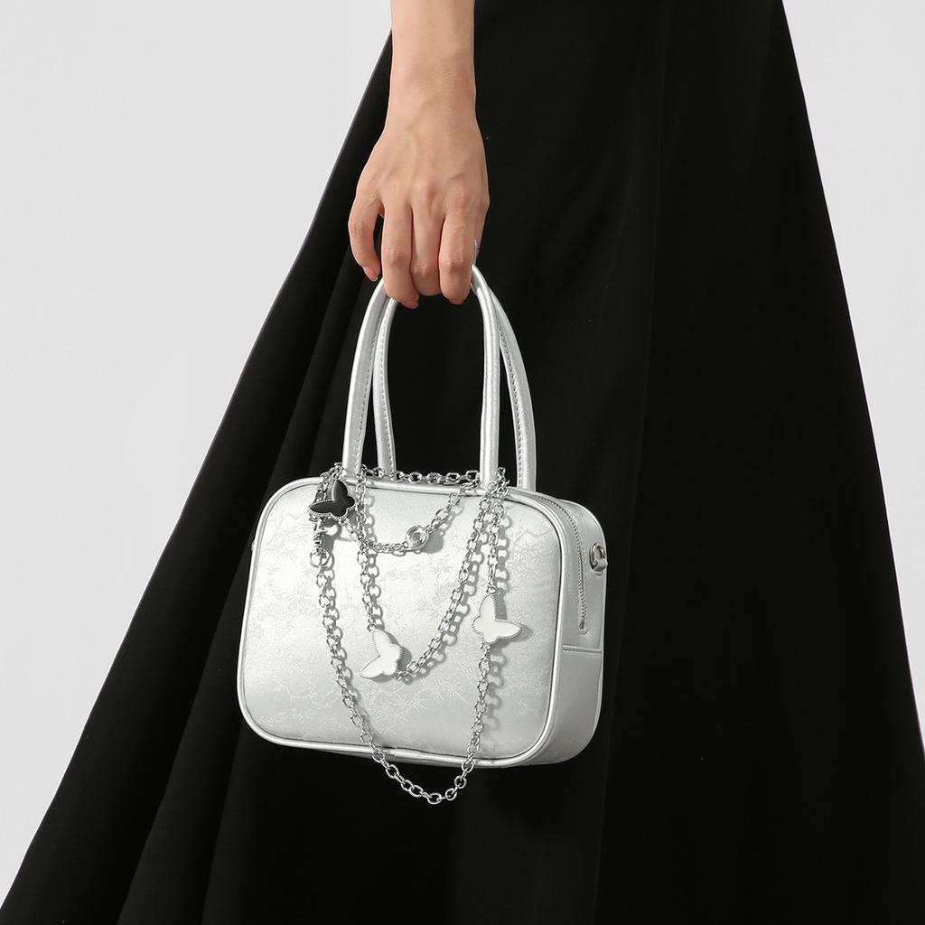 High-end Niche Light Luxury Silver Handbag for Women, 2024 New Summer Handbag, Casual Style Crossbody Pillow Bag