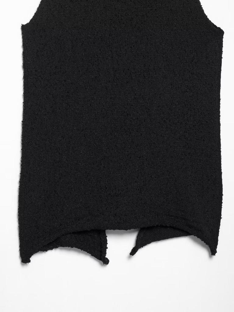 2025 Spring Women's Fashion: Sexy V-neck Sleeveless Knitted Vest Top