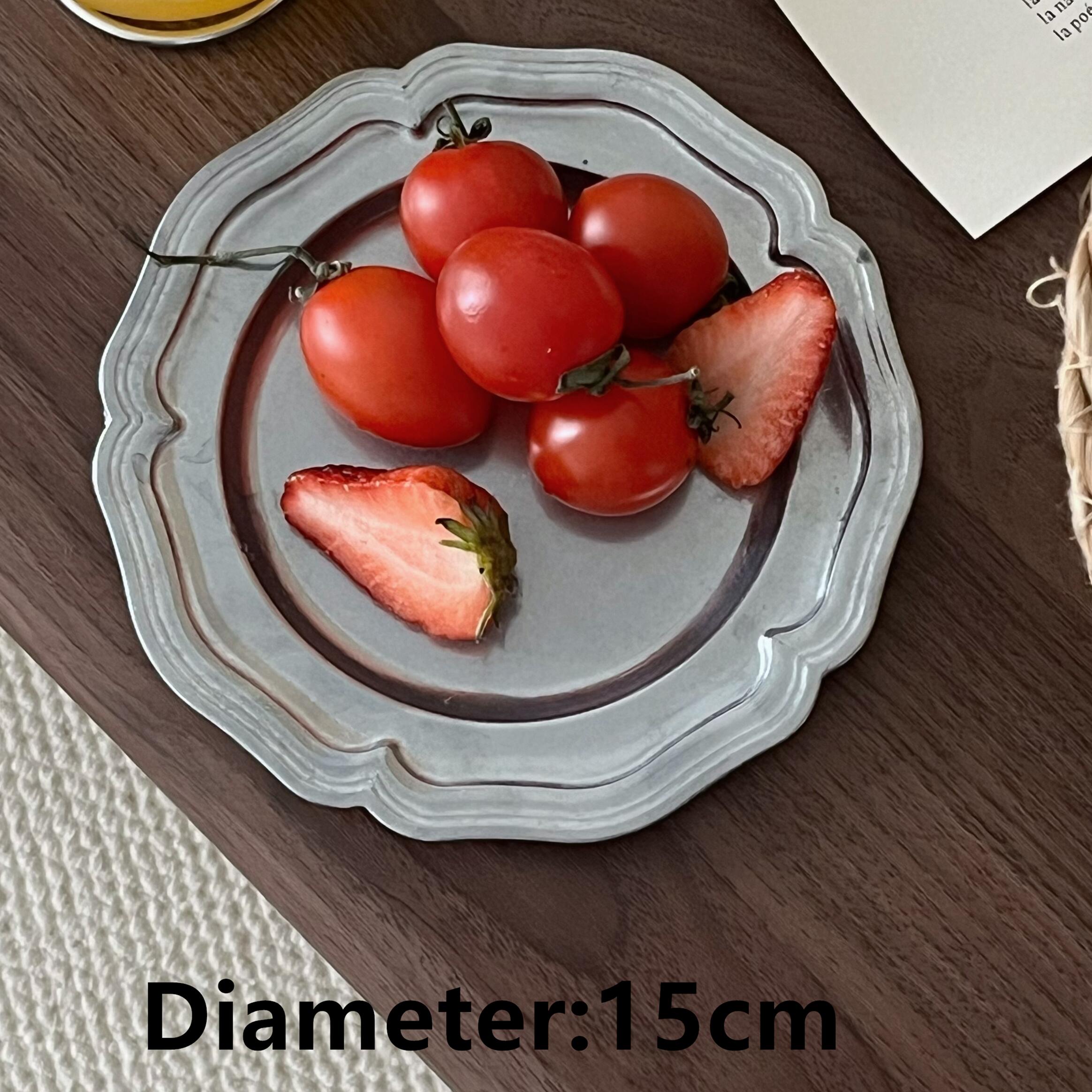

French Retro Metal Plate Ins Style Pattern Western Food Dessert Plate Dinner Plate Fruits Bread Cake Metal Dish 10 cm