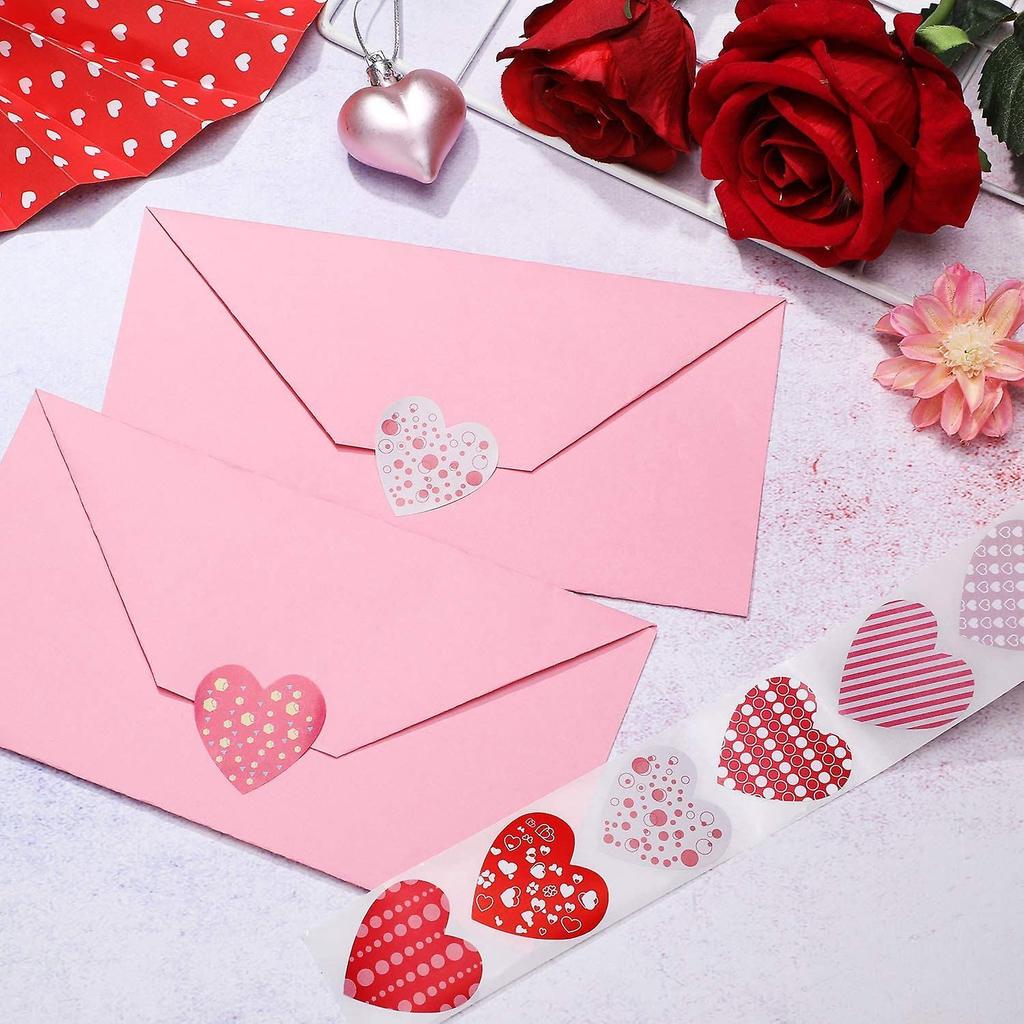 800 Pieces Valentine's Heart Roll Stickers for Kids Red Heart Shaped Sticker Heart Labels Stickers Colorful Love Decorative Sticker Craft Project Art 