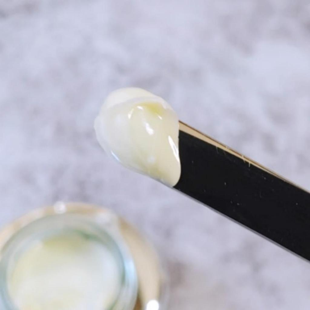 Lebelage Cica Madecassoside 4-teiliges Beruhigendes & Feuchtigkeitsspendendes Hautpflege-Set