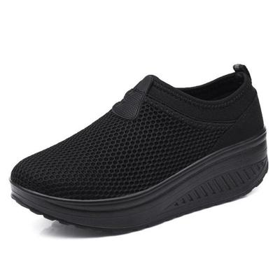 Mesh-Seitenfutter Sportschuhe Atmungsaktiv Dicke Sohle Rocking Shoes EVA Leichtgewichtige Cake Shoes