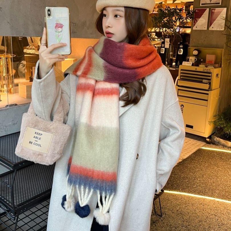 

Корейская версия нового шарфа в радужную полоску с шариком для зимних студенток, универсальный высококачественный теплый шарф, шаль scarf