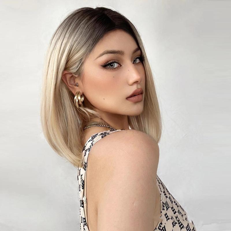 Gerade synthetische Perücken für Frauen, braun-blonde Ombre-Bob-Perücken mit Pony, tägliches Cosplay, mittellanges, hitzebeständiges Haar