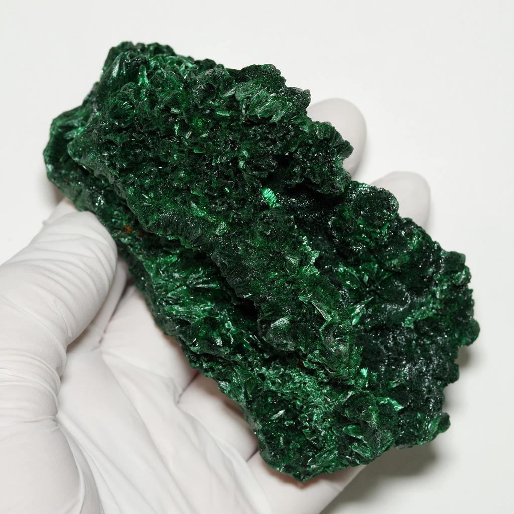 stone Natural Mineral Malachite Fibrous Crystals of a [N2 Natural] (Fibrous Malachite) / (6 "One Kind" Approx. 261g, 104x57x44mm)