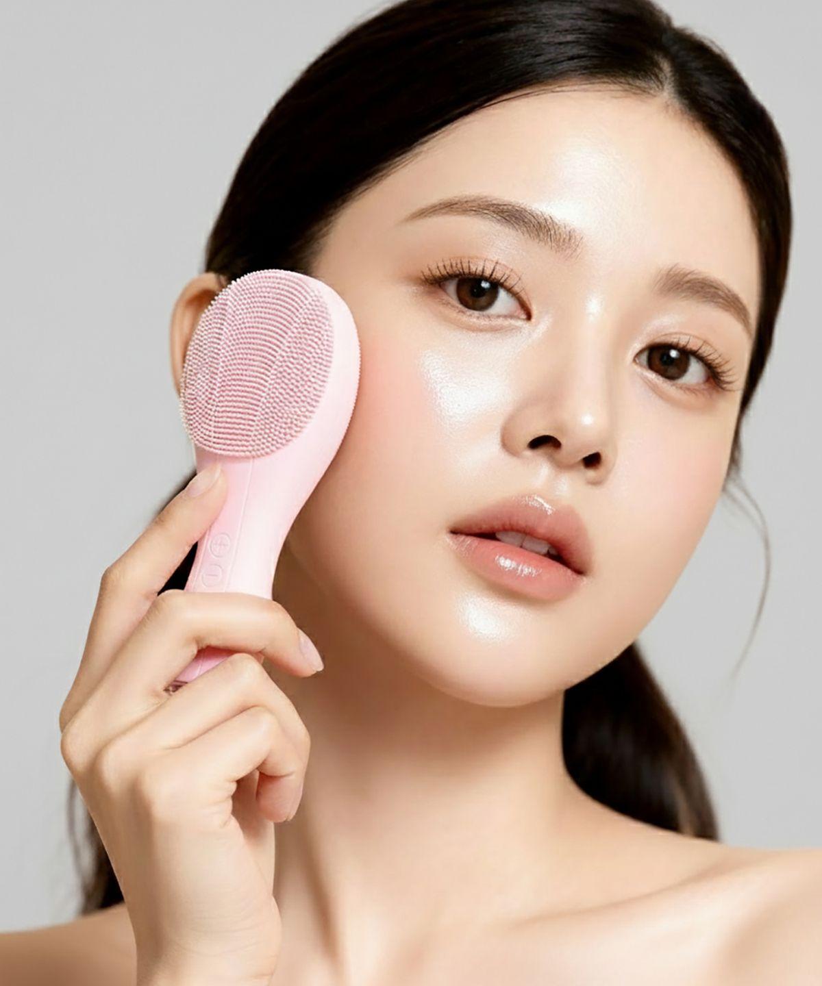 Vibrating Cleanser Sebum Removal Skin Care Electric Cleansing Beauty Device ICB-120