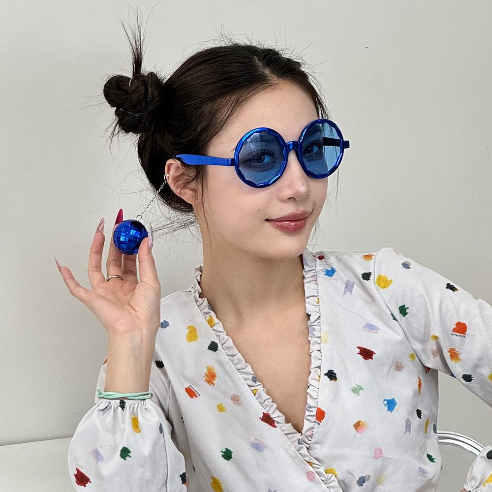 Personalisierte Cartoon-Sonnenbrillen für Abschluss- und Geburtstagsfeiern