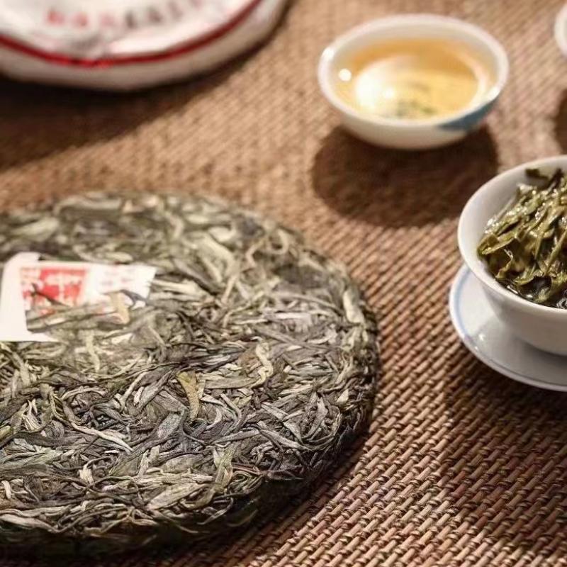 357g Yunnan Puerh Roher Teekuchen 2022 Banzhang Wuzhai Roher Puer-Kuchentee Pu-erh-Tee