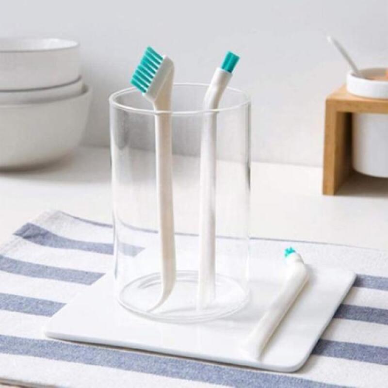 2-piece set of multipurpose crevice mini cleaning brushes