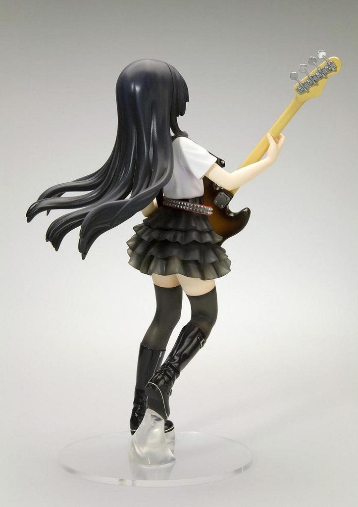 Costume original de Mio Akiyama à l'échelle PVC peint fini K-ON ! Ver. (1/8 produit)