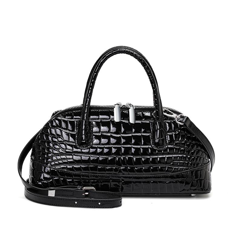 Genuine cowhide leather women's handbag with crocodile pattern, suitable for single shoulder, crossbody, bowling style, shiny fi