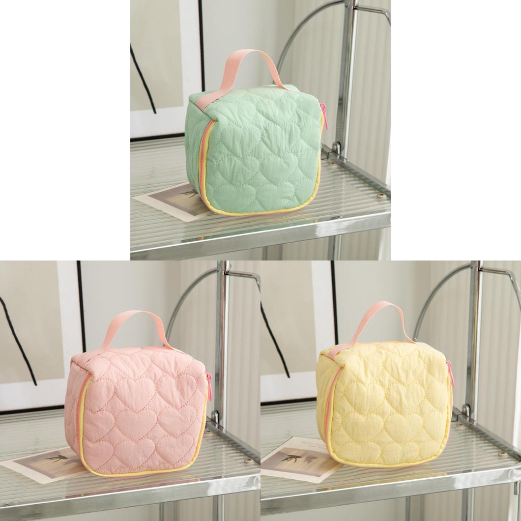 Cute Heart Pattern Makeup Bag With Breathable Polyester For Travel And Home Use