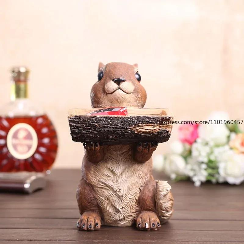Creative Key Sundries Storage Tray Home Living Room Shoe Cabinet Ornaments European Squirrel Storage Home Decorations