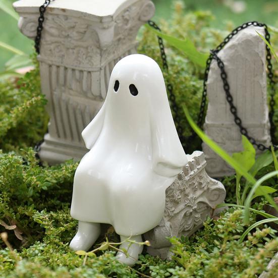 Sitting Ghost Figurine Halloween Ghost Statue Resin Desk Ghost Ornament for Indoor Planter Bookshelf Cabinet Decoration