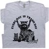 Wasbeer Shirt Grappig Wasbeer T-shirt Voor Vrouwen Mannen Elke Dag Is Afvaldag Opossum