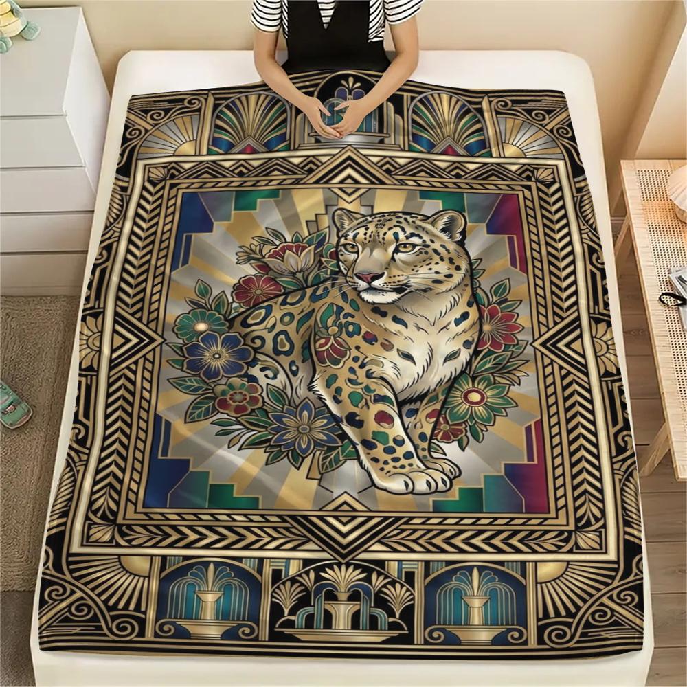 Snow Leopard Animal Print Flannel Blanket, High quality Comfortable for All Seasons, Home Decor, Warmth and Comfort, Perfect for Christmas Gifts110