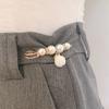 2pcs-Women New Skirt Waist Artifact Waist Pin Cute Imitation Pearl Rhinestone Brooch Anti-lighting Pin Jewelry