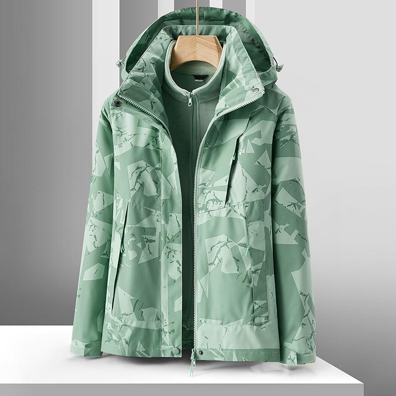 Outdoor Camouflage Jacket Women's Three-in-one Couple Two-piece Plus Velvet Padded Fashion Warm Windproof Coat.