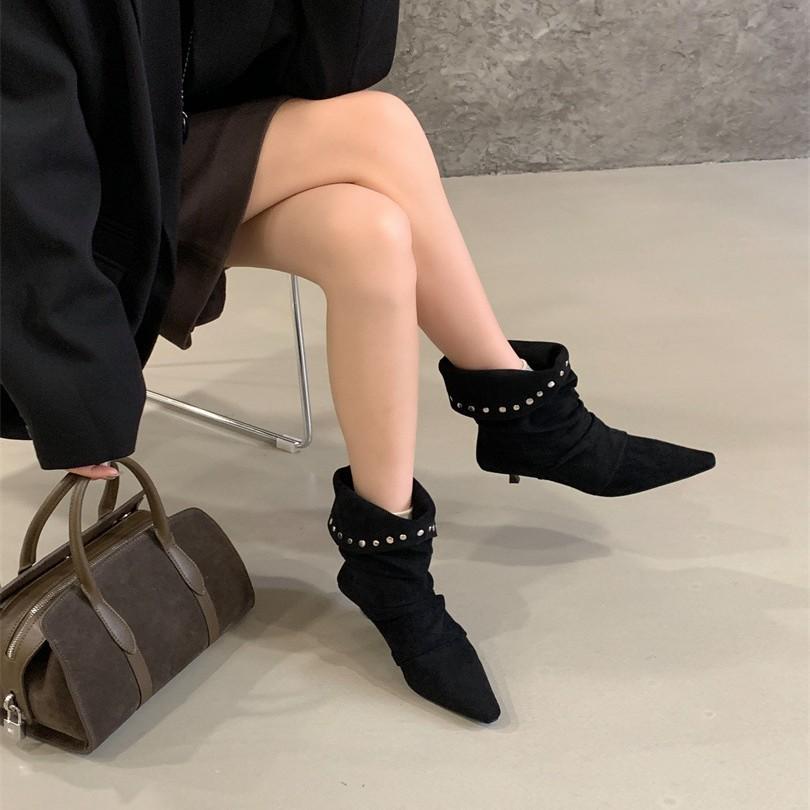 European and American fashion rivet pleated piled boots women's 2025 new suede small square head thin heel thin temperament short boots