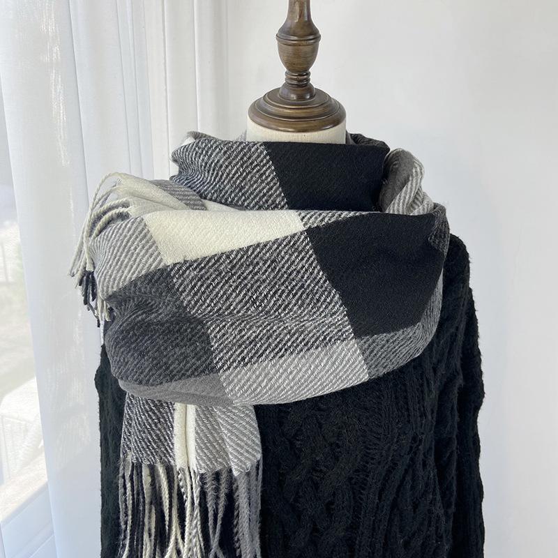 Geometric Plaid Scarf - Windproof Warm Winter Scarf with Fringe Edges, Unisex Elegant Casual Scarf for Women Fall Winter Fashion Accessory