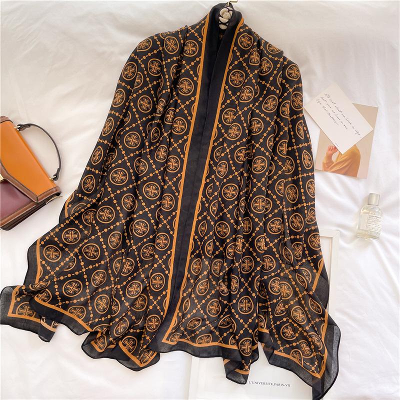 

Rhombus plaid scarf cotton and linen thin linen soft high-end yarn black and white simple versatile scarf autumn and winter women 180x90cm