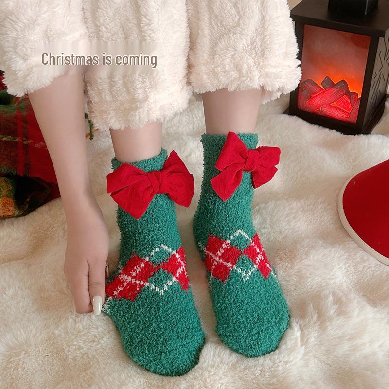 Wennie Oni Women's Plush Christmas Socks - Cozy Coral Fleece Winter Sleep & Warm Floor Socks with Cute Cartoon Design