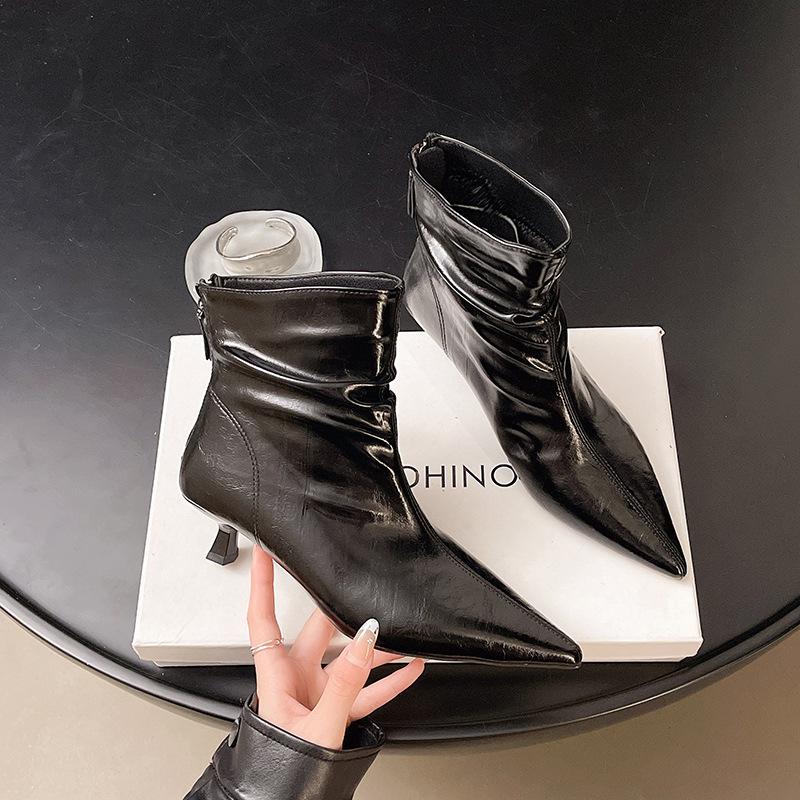 8766-1 French Pointed Retro Thin Heel High Heel Fashion Boots 2025 Winter New Pleated Thin Boots Women's Boots