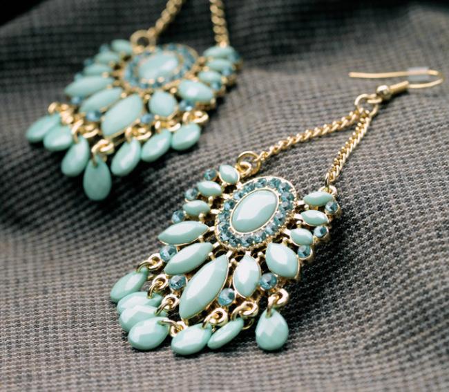 Fashion high-end earrings, party temperament jadeite tassel earrings, Korean version diamond-set exaggerated women's ear jewelry