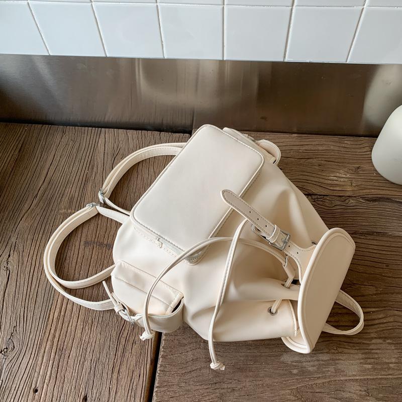 Simple and Fashionable Soft Leather Backpack Bag 2025 Summer New Large-capacity Backpack College Student Drawstring Schoolbag Women's Bag