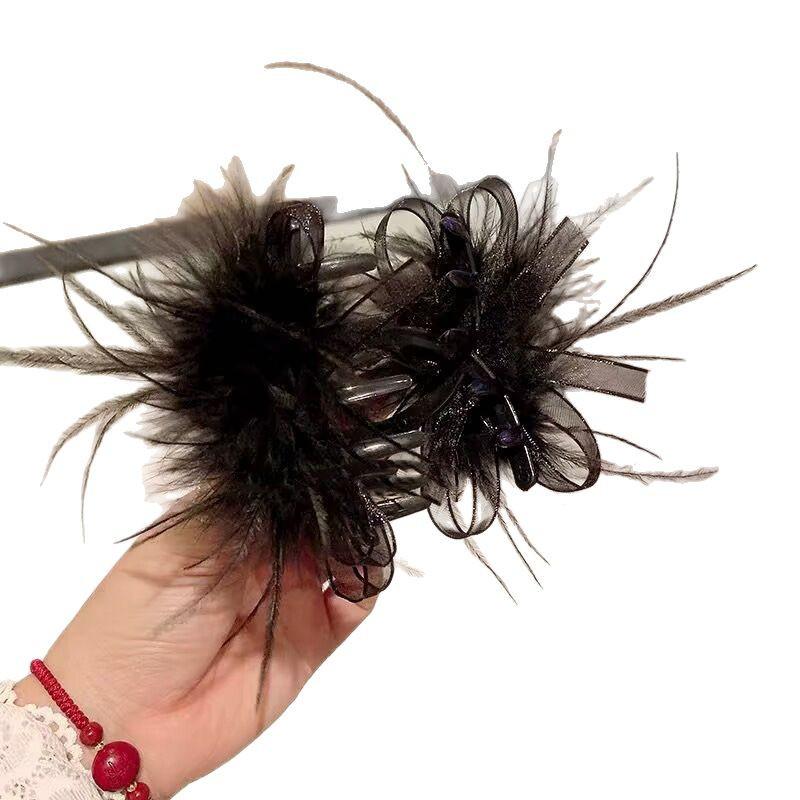 Luxury Black Feather Claw Hair Clip for Women's Updo Hairstyles