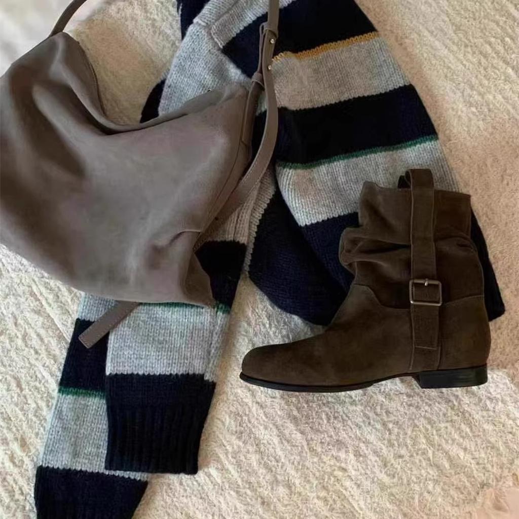 Korean Version of the New Versatile Round Head Handmade Pleated Stacking Boots Sleeve Slim Western Cowboy Boots Thick Heel Medium Boots Women