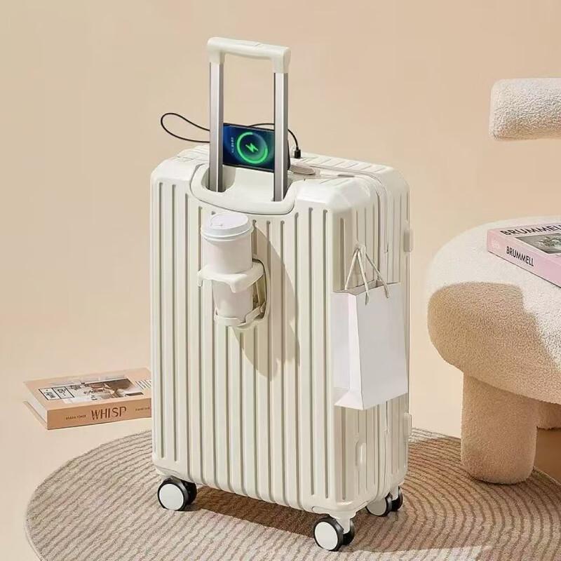 Детский чемодан-каталка с универсальными колесами