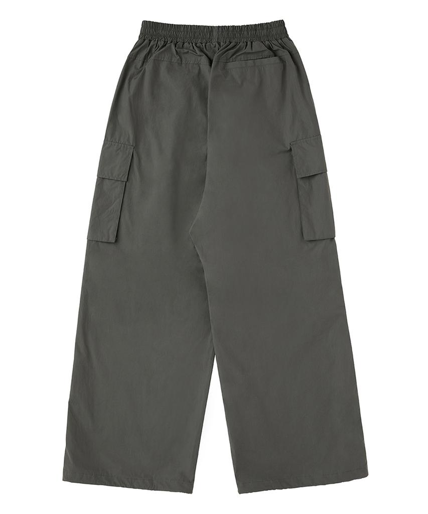 URBANAGE Waterproof Single-Pleat Cargo Parachute Wide Pants_Gray