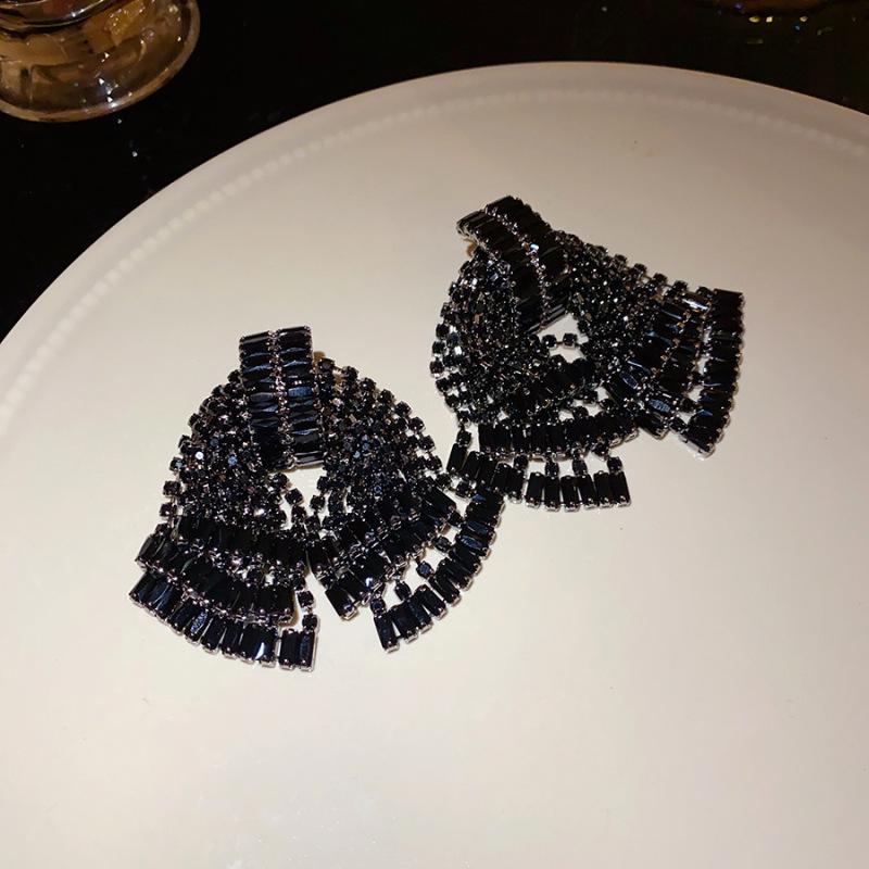 Silver Needle Geometric Light Luxury Stud Earrings - Vintage Niche Court Style