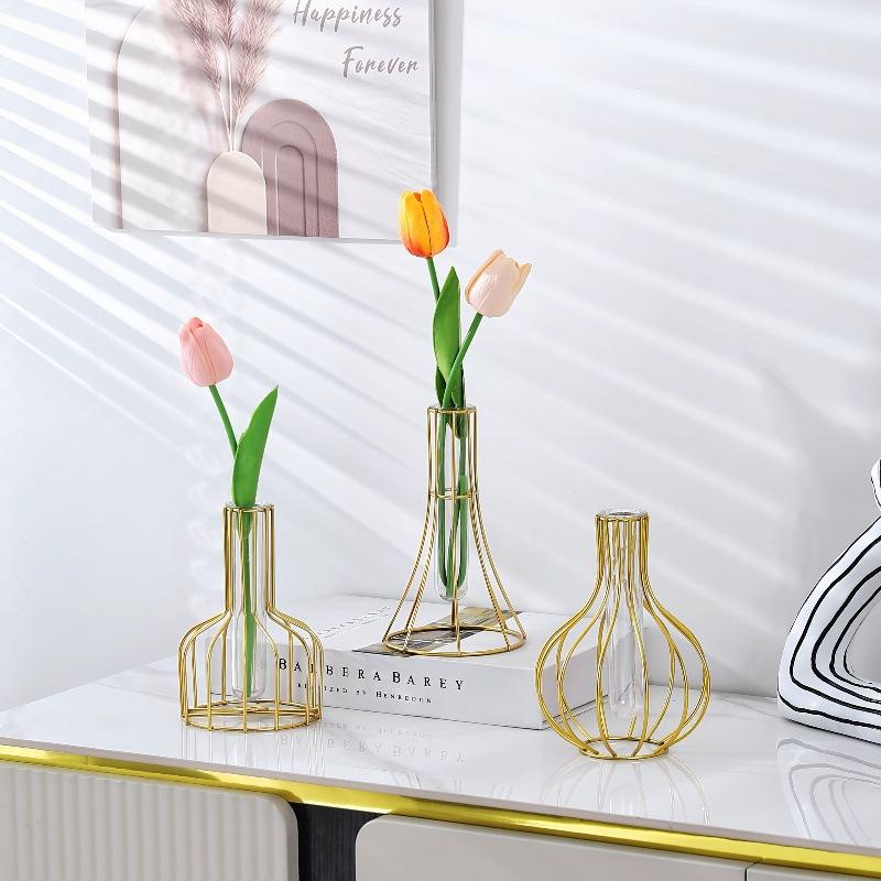 1 Set Golden Vase Metal Flowers Pot Hydroponic Container Test Tube Vase Modern Luxurious Home Desk Decoration Alloy Glass Vases