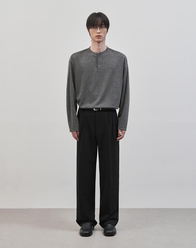 WORK ON BODY OFF Rested Semi-Overfit Henley Neck Knit [Charcoal]