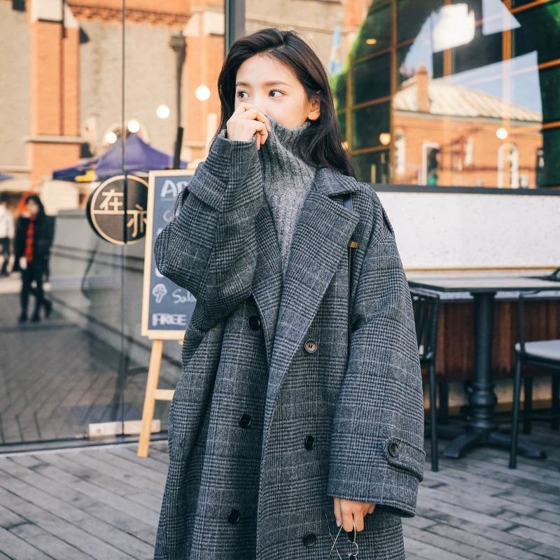 Plaid woolen coat piled and thickened