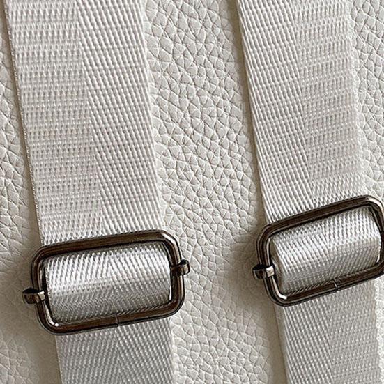 Mädchen-Rucksack, einfarbig, strukturierte Nieten, großes Fassungsvermögen, verstellbarer Schultergurt, vielseitiger Freizeitrucksack