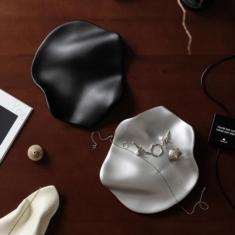 Creative Irregular Jewelry Tray Nordic Furniture Decor Wave Resin Serving Tray High End Desktop Organizer Trays Decorative