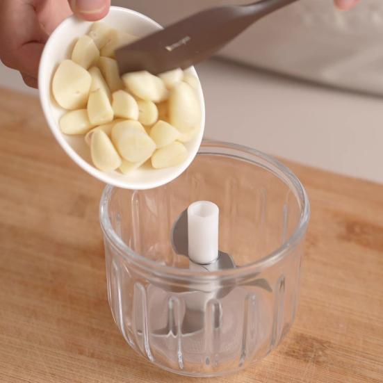 Electric Garlic Chopper Mini Food Processor for Food Meat Veggies 350ml Rechargeable Garlic Grinder for Kitchen